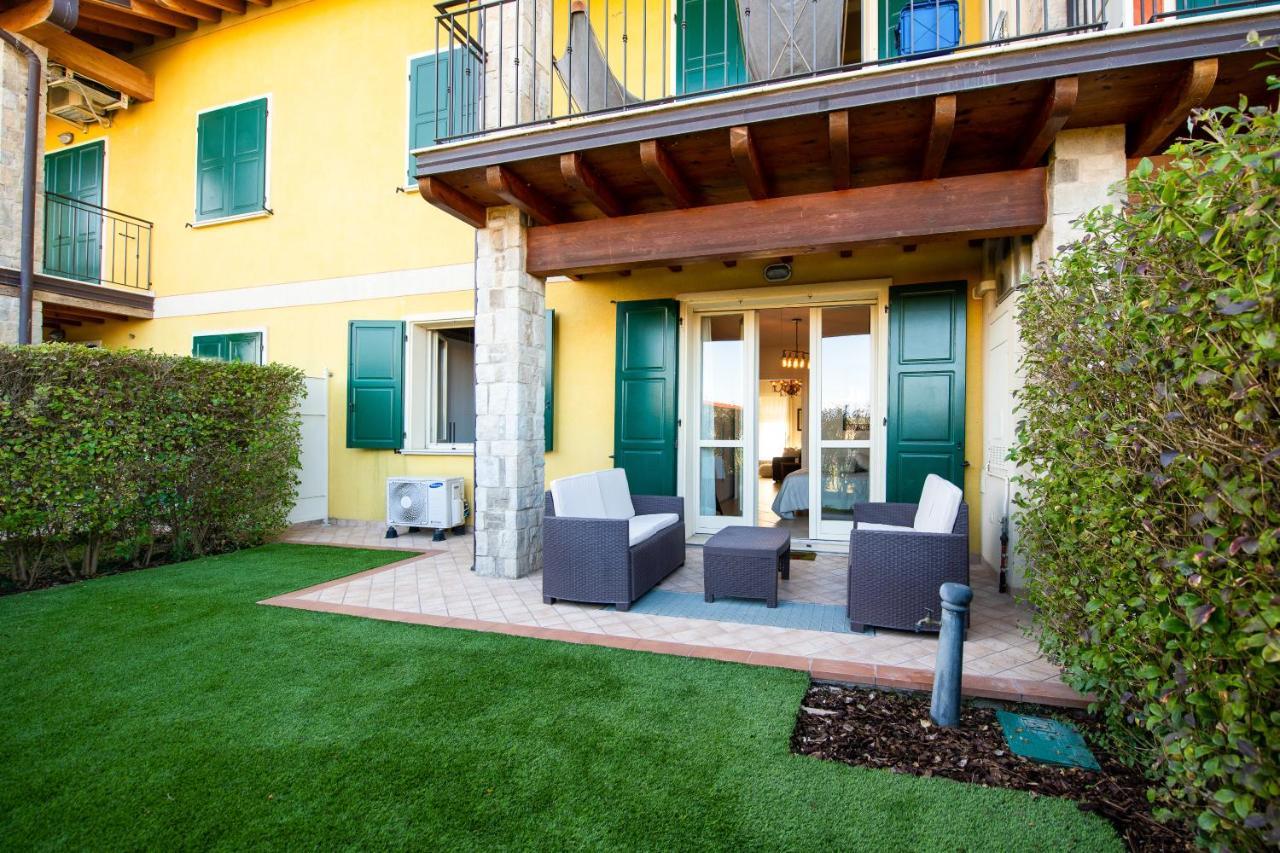 Lago Di Garda A 300M - House In Manerba مانربا ديل جاردا المظهر الخارجي الصورة